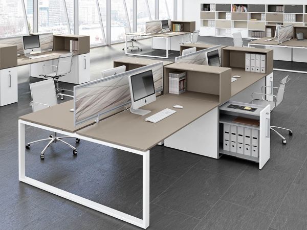 Bralco LOOPY Teamschreibtisch als 4er Bench mit Apothekerschrank in Melamin