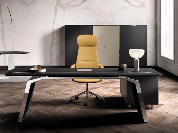 Bralco Metar Schreibtisch Executive