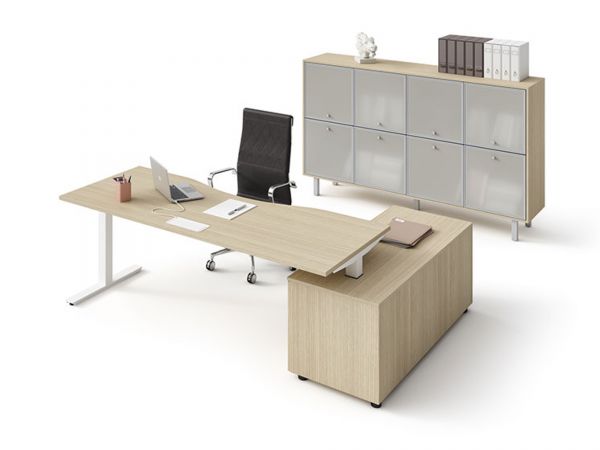 Bralco WINGLET Eckschreibtisch mit Sideboard und T-Fuß