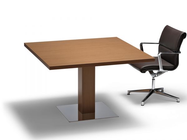 Bralco Arche Besprechungstisch 120x120 cm in Echtholz Furnier mit Bodenplatte hochglanz