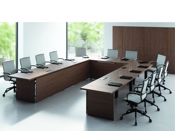 frezza Asset Konferenztisch 320x425 cm in U-Form Variante 2